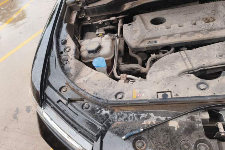 Used Haval H6 2020 2.0 GDIT Automatic GT Champion Edition Engine Bay Right