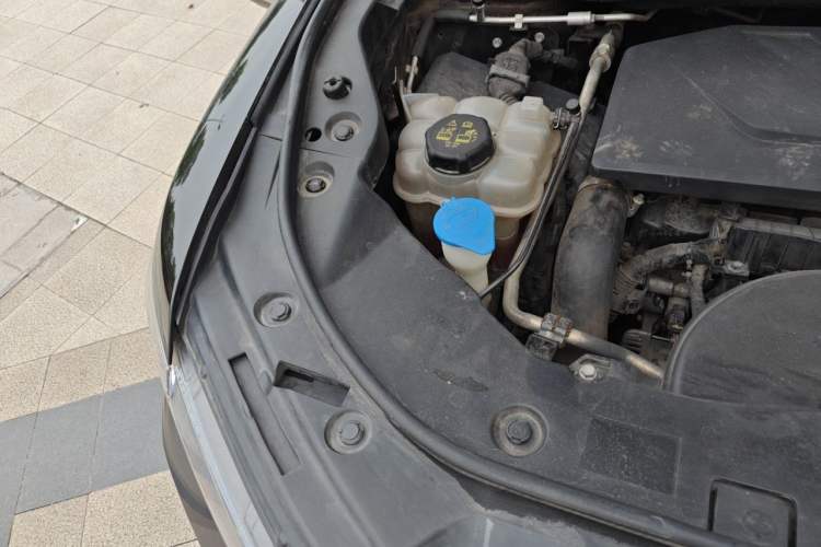 Used Haval H6 2020 1.5 GDIT Automatic Platinum Champion Edition Engine Bay Right