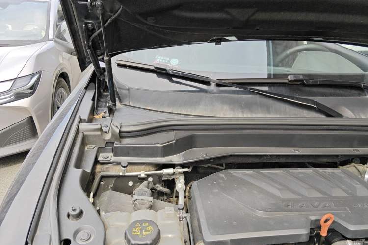 Used Haval H6 2020 1.5 GDIT Automatic Platinum Urban Edition Engine Bay Right