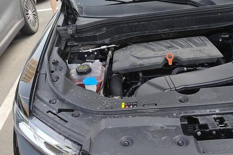 Used Haval H6 2020 1.5 GDIT Automatic Platinum Champion Edition Engine Bay Right
