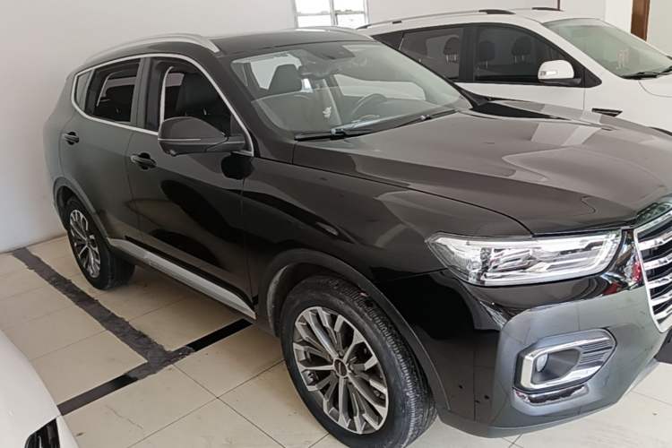 Used Haval H6 2020 1.5 GDIT Automatic Platinum Champion Edition Front Right 45 Deg