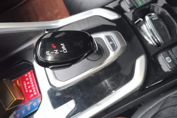 Used Haval H6 2020 2.0 GDIT Automatic GT Champion Edition Gear Lever
