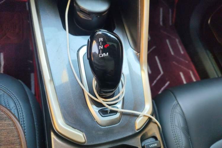 Used Haval H6 2020 1.5 GDIT Automatic Platinum Champion Edition Gear Lever