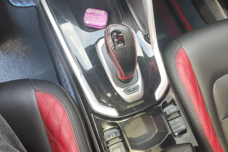 Used Haval H6 2020 2.0 GDIT Automatic GT Champion Edition Gear Lever