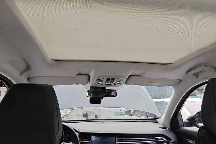 Used Haval H6 2020 1.5 GDIT Automatic Platinum Urban Edition Headliner