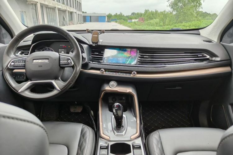 Used Haval H6 2020 1.5 GDIT Automatic Platinum Champion Edition Interior 1