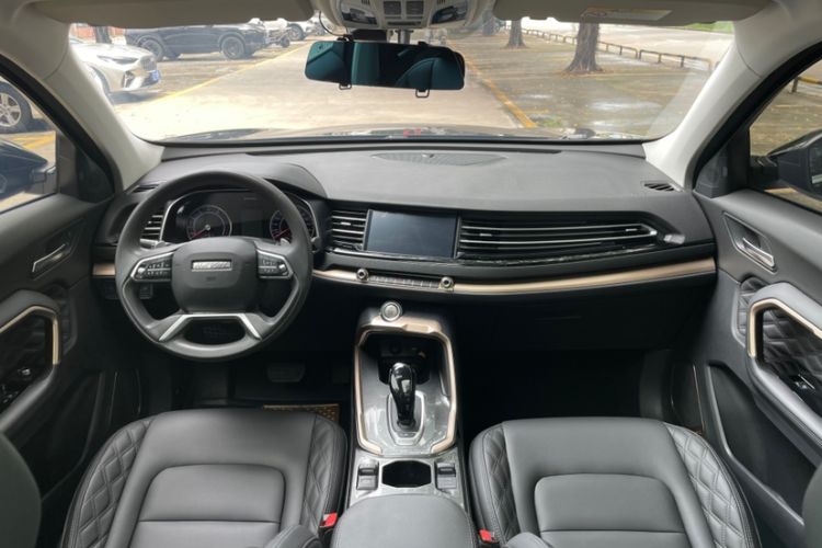 Used Haval H6 2020 1.5 GDIT Automatic Platinum Urban Edition Interior 1