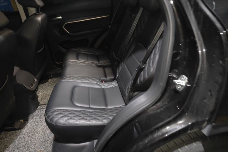 Used Haval H6 2020 1.5 GDIT Automatic Platinum Champion Edition Interior 4