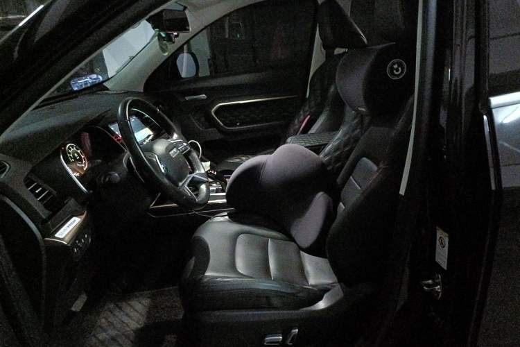Used Haval H6 2020 1.5 GDIT Automatic Platinum Luxury Edition Left Front Seat