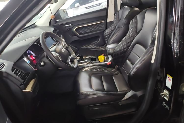Used Haval H6 2020 1.5 GDIT Automatic Platinum Urban Edition Left Front Seat