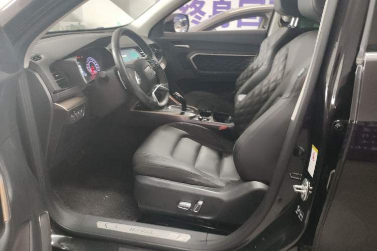 Used Haval H6 2020 1.5 GDIT Automatic Platinum Champion Edition Left Front Seat