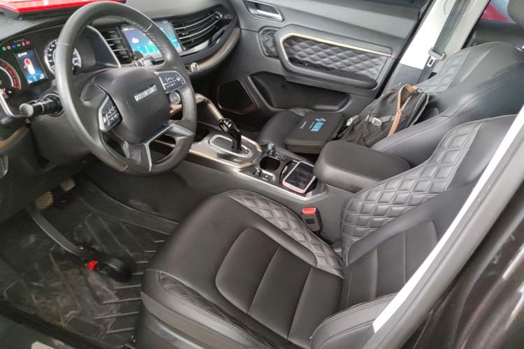 Used Haval H6 2020 2.0 GDIT Automatic Platinum Champion Edition Left Front Seat
