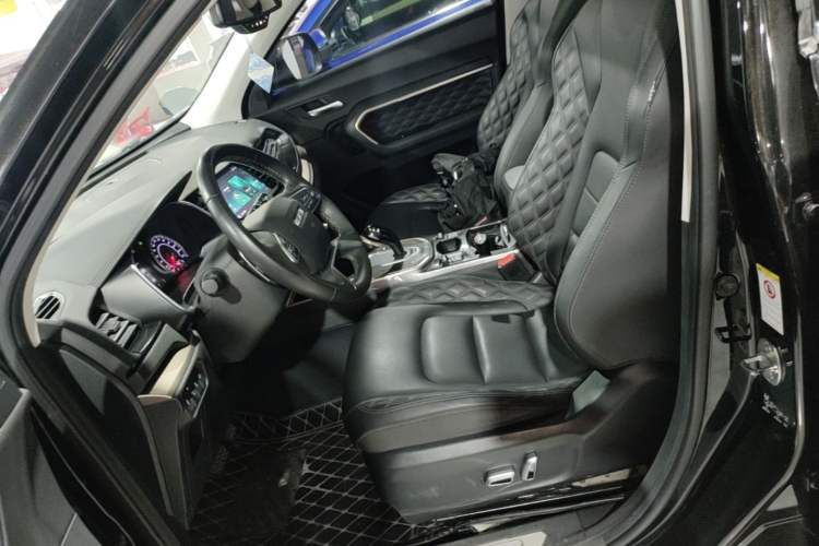 Used Haval H6 2020 2.0 GDIT Automatic Platinum Champion Edition Left Front Seat