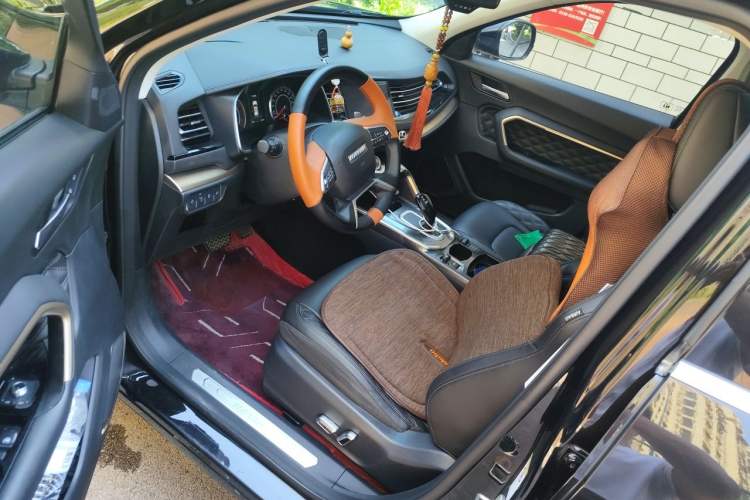 Used Haval H6 2020 1.5 GDIT Automatic Platinum Champion Edition Left Front Seat