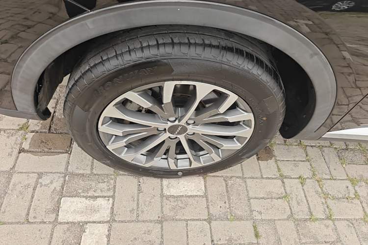 Used Haval H6 2020 1.5 GDIT Automatic Platinum Champion Edition Left Front Wheel Hub