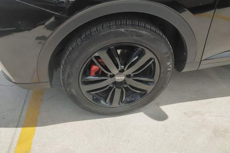 Used Haval H6 2020 2.0 GDIT Automatic GT Champion Edition Left Front Wheel Hub