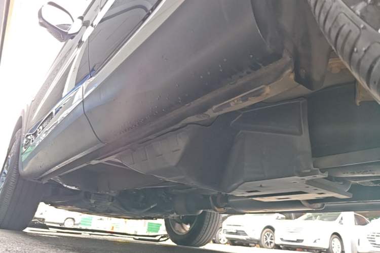 Used Haval H6 2020 2.0 GDIT Automatic Platinum Champion Edition Left Side Sill