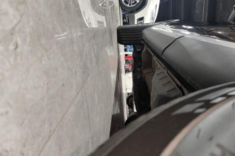Used Haval H6 2020 2.0 GDIT Automatic Platinum Champion Edition Left Side Sill