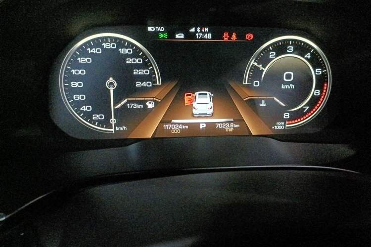 Used Haval H6 2020 1.5 GDIT Automatic Platinum Luxury Edition Odometer Close Up