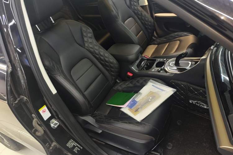Used Haval H6 2020 1.5 GDIT Automatic Platinum Champion Edition Right Front Seat