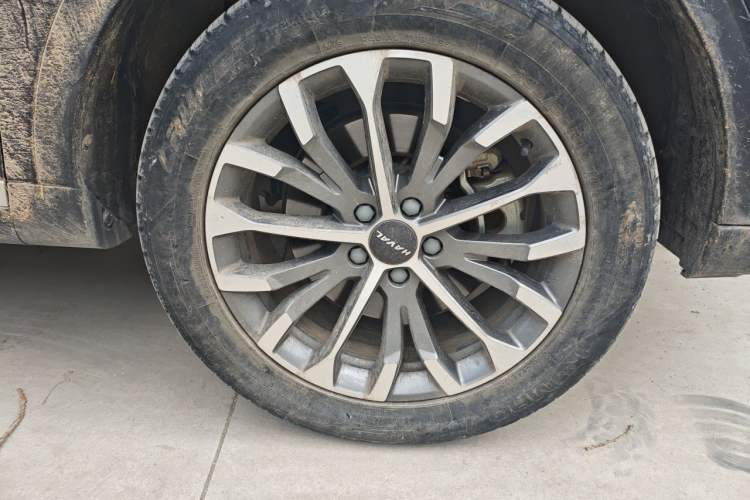 Used Haval H6 2020 1.5 GDIT Automatic Platinum Champion Edition Right Front Wheel Hub
