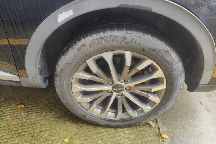 Used Haval H6 2020 1.5 GDIT Automatic Platinum Champion Edition Right Front Wheel Hub