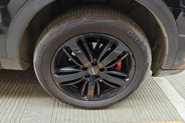 Used Haval H6 2020 2.0 GDIT Automatic GT Power Edition Right Front Wheel Hub