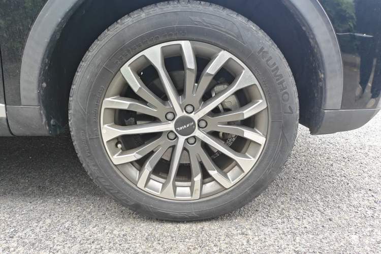 Used Haval H6 2020 1.5 GDIT Automatic Platinum Champion Edition Right Front Wheel Hub