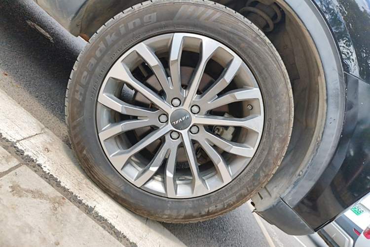 Used Haval H6 2020 1.5 GDIT Automatic Platinum Champion Edition Right Front Wheel Hub