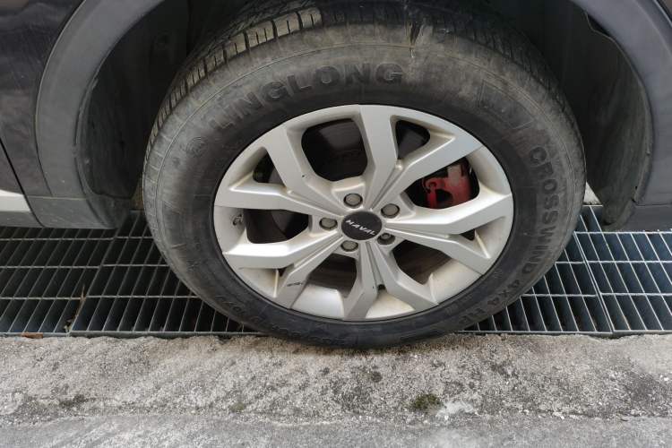 Used Haval H6 2020 1.5 GDIT Automatic Platinum Urban Edition Right Front Wheel Hub
