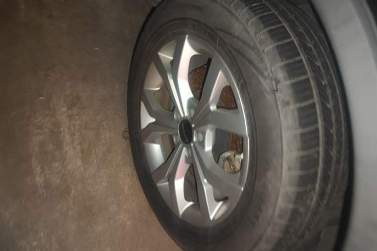 Used Haval H6 2020 1.5 GDIT Automatic Platinum Urban Edition Right Front Wheel Hub
