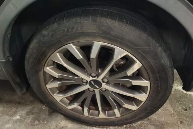 Used Haval H6 2020 1.5 GDIT Automatic Platinum Supreme Edition Right Front Wheel Hub
