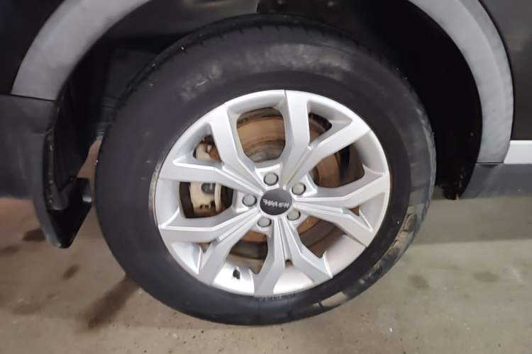 Used Haval H6 2020 1.5 GDIT Automatic Platinum Urban Edition Right Rear Wheel Hub