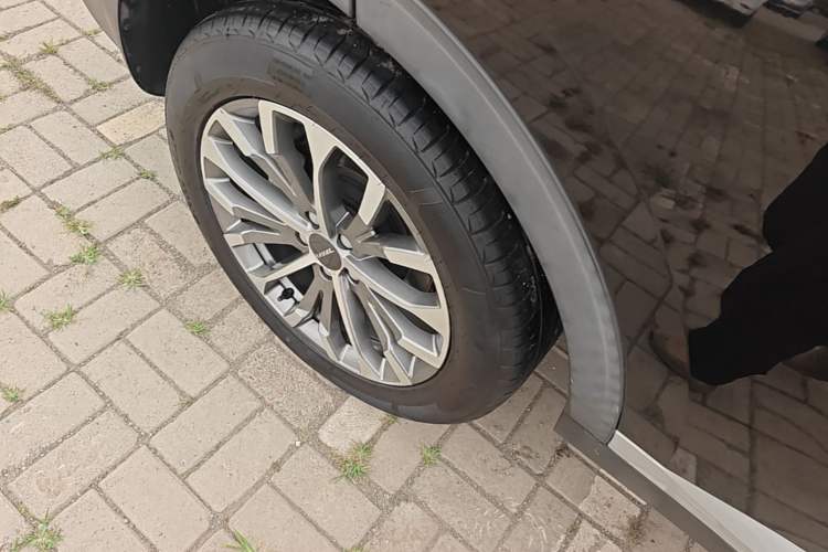 Used Haval H6 2020 1.5 GDIT Automatic Platinum Champion Edition Right Rear Wheel Hub