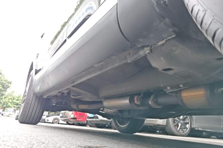 Used Haval H6 2020 2.0 GDIT Automatic Platinum Champion Edition Right Side Sill