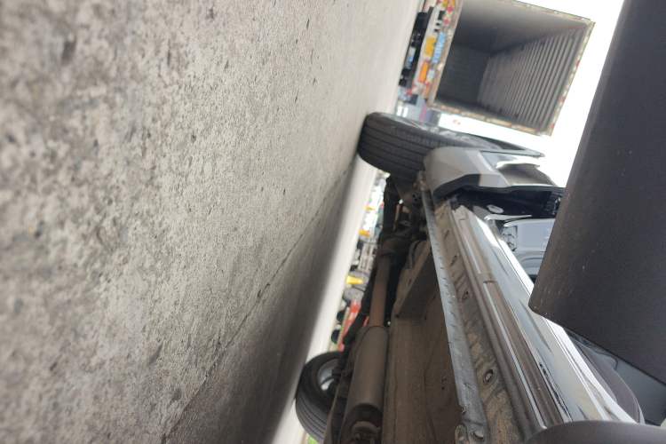 Used Haval H6 2020 1.5 GDIT Automatic Platinum Champion Edition Right Side Sill