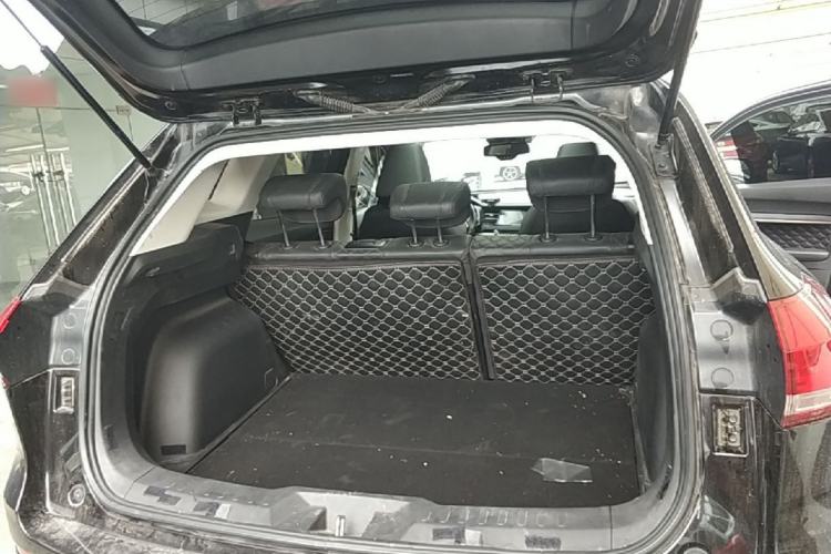 Used Haval H6 2020 1.5 GDIT Automatic Platinum Champion Edition Trunk