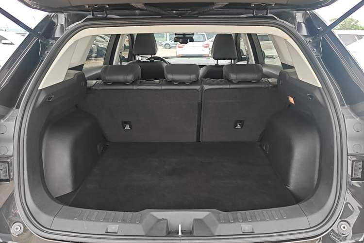 Used Haval H6 2020 1.5 GDIT Automatic Platinum Champion Edition Trunk