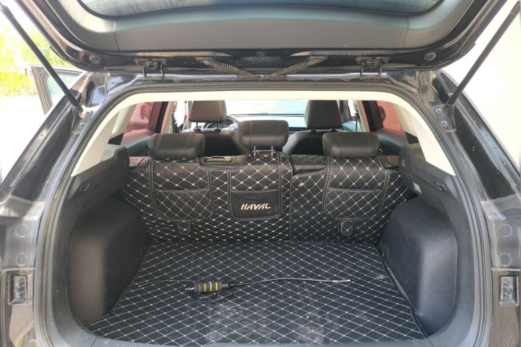 Used Haval H6 2020 1.5 GDIT Automatic Platinum Urban Edition Trunk