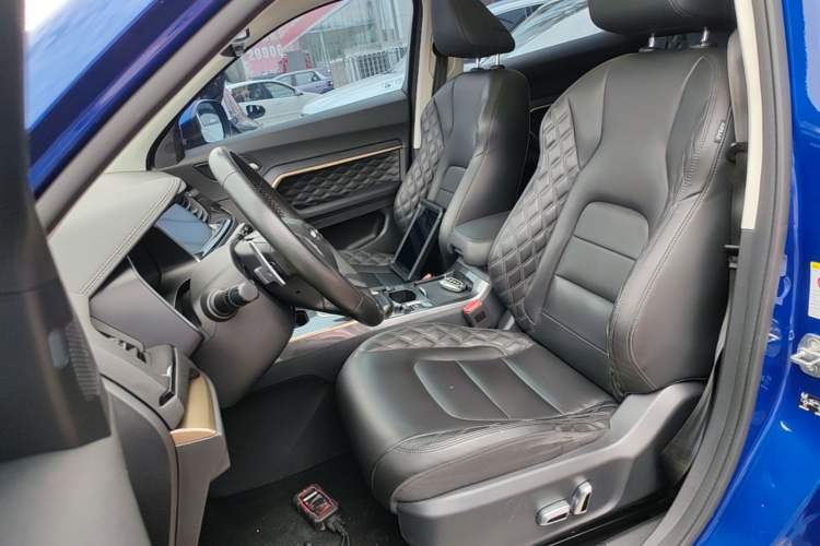 Used Haval H6 2020 1.5 GDIT Automatic Platinum Champion Edition Left Front Seat