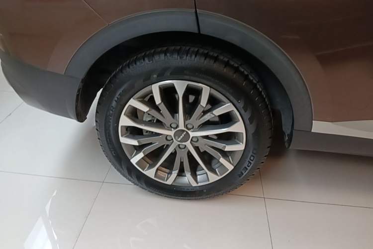 Used Haval H6 2020 1.5 GDIT Automatic Platinum Luxury Edition Right Rear Wheel Hub