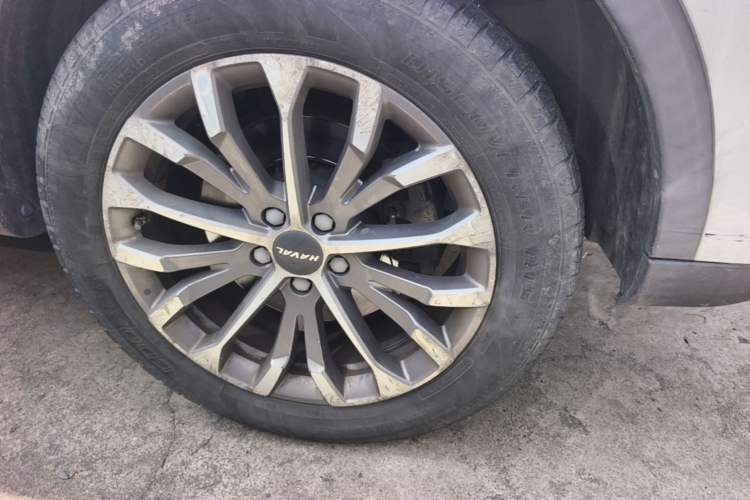 Used Haval H6 2020 1.5 GDIT Automatic Platinum Luxury Edition Right Front Wheel Hub