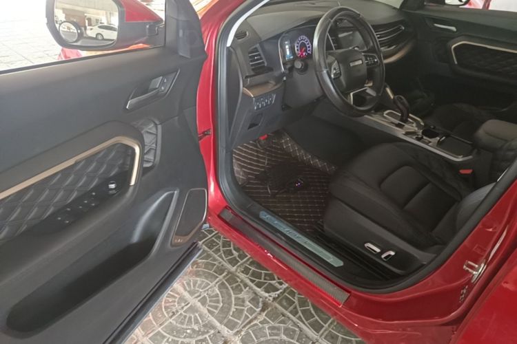 Used Haval H6 2020 1.5 GDIT Automatic Platinum Champion Edition Driver Seat