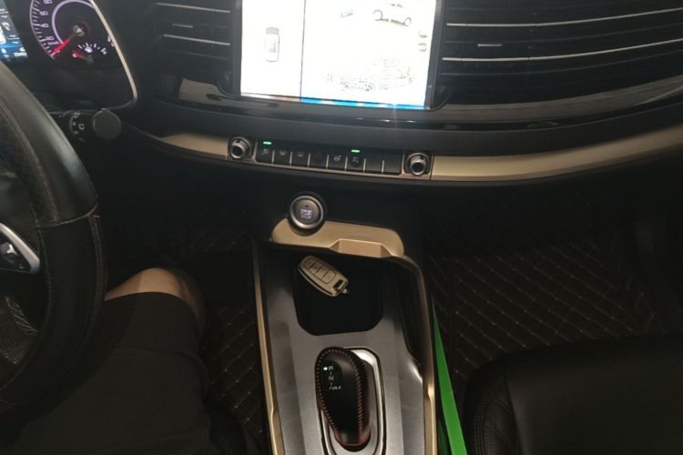 Used Haval H6 2020 1.5 GDIT Automatic Platinum Champion Edition Gear Lever
