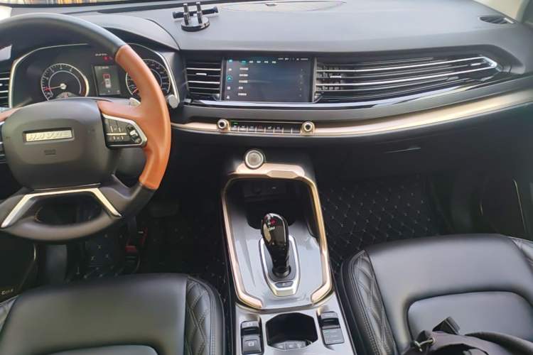 Used Haval H6 2020 1.5 GDIT Automatic Platinum Champion Edition Audio And AC Panel