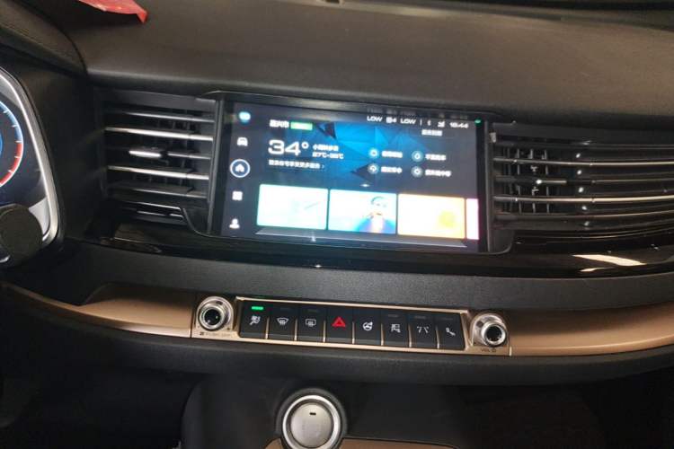 Used Haval H6 2020 1.5 GDIT Automatic Platinum Luxury Edition Audio And AC Panel