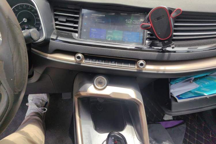 Used Haval H6 2020 1.5 GDIT Automatic Platinum Urban Edition Audio And AC Panel
