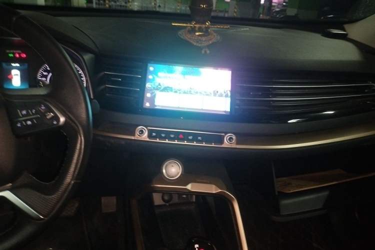 Used Haval H6 2020 1.5 GDIT Automatic Platinum Champion Edition Audio And AC Panel