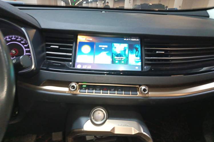 Used Haval H6 2020 2.0 GDIT Automatic Platinum Champion Edition Audio And AC Panel