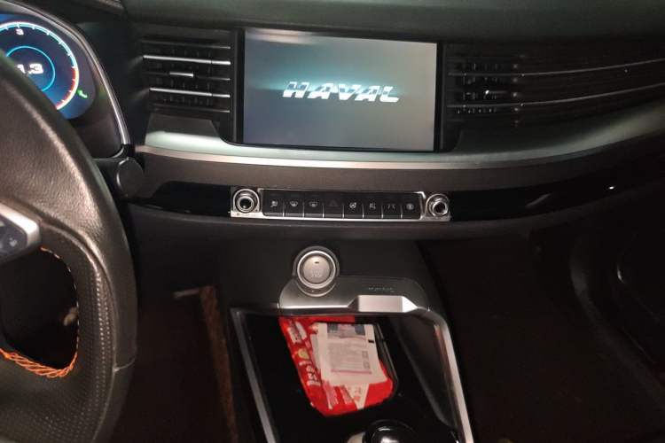 Used Haval H6 2020 2.0 GDIT Automatic GT Champion Edition Audio And AC Panel